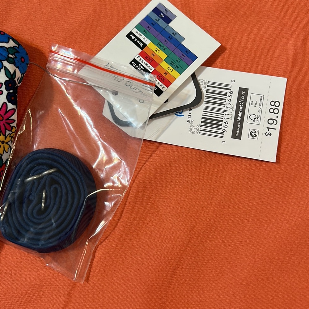 Bathing suit - Picture 4 of 7
